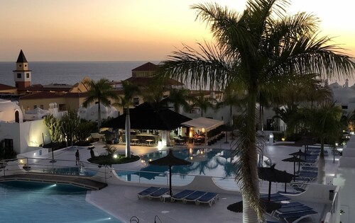 Unique Duplex in Playa Paraiso in front of the sea in a luxury residence