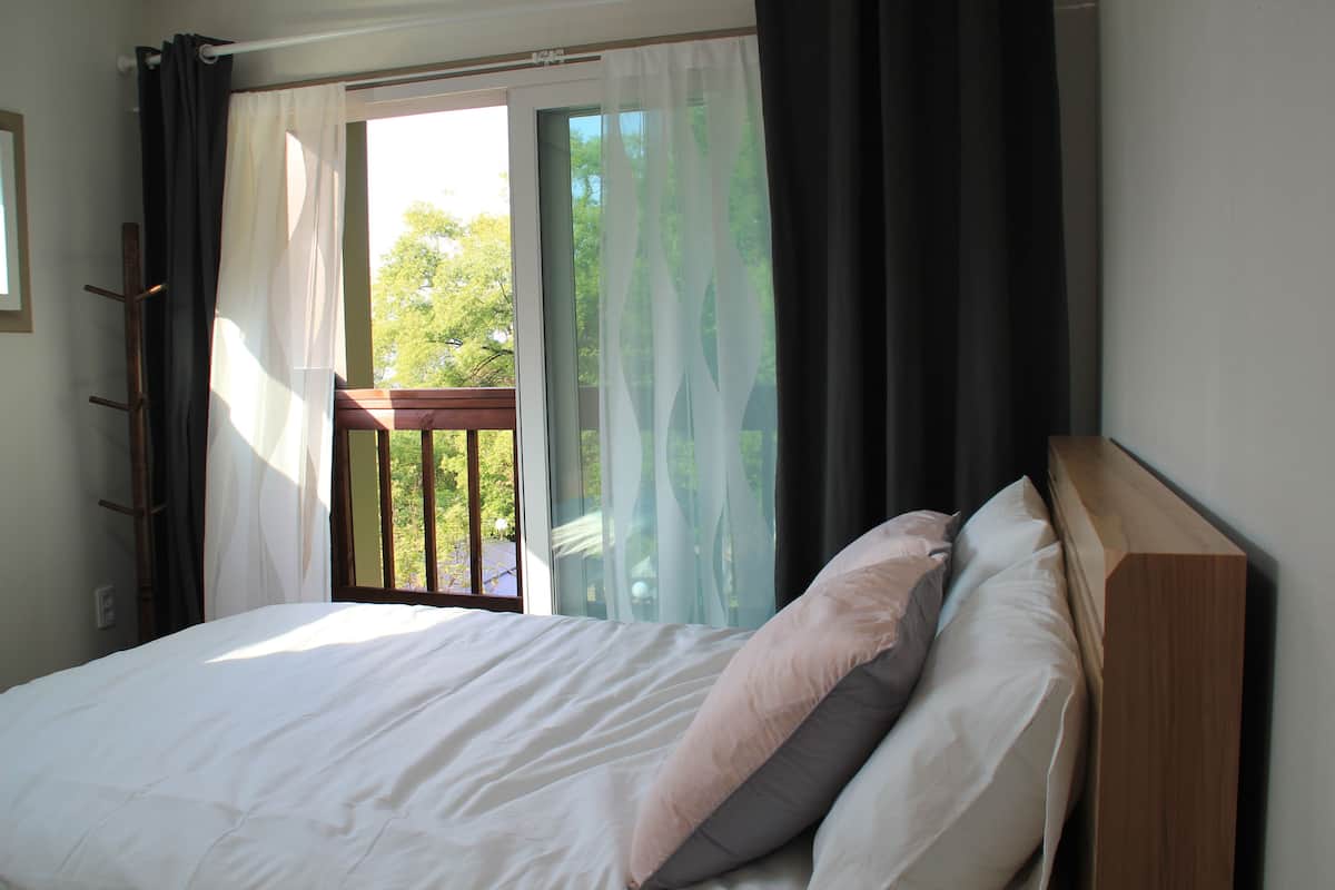 Condo (202) | 2 bedrooms, free WiFi