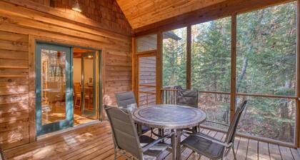 Woodland Chalet - Cabaña actualizada en el corazón del desierto de Bayfield en Brickyard Creek