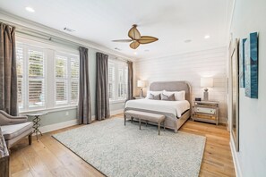 4 Schlafzimmer, Bügeleisen/Bügelbrett, Reisekinderbett, WLAN