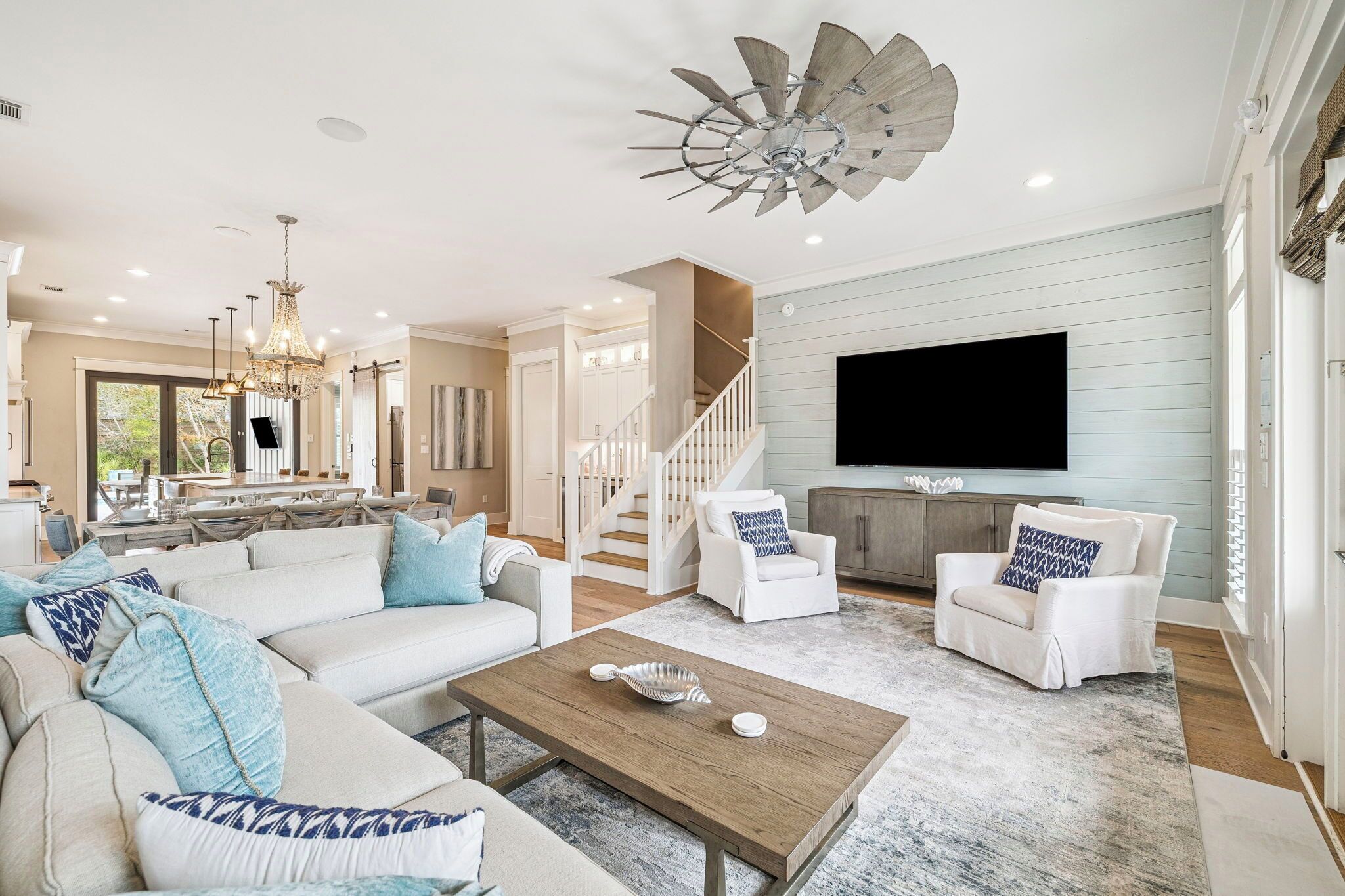 TV, fireplace, stereo, offices