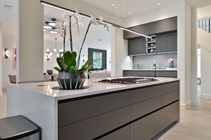 Fridge, microwave, coffee/tea maker, toaster - 4BR Luxury Beachfront Retreat with Designer Finishes & Panoramic Gulf Views (Captiva)