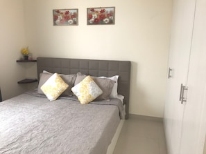 1 bedroom, iron/ironing board, WiFi, bed sheets