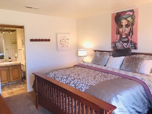 2 chambres, fer et planche à repasser, Wi-Fi gratuit, draps fournis