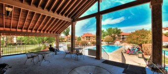 Newly Remodeled Sports Village 2 bedroom 2 bath condo