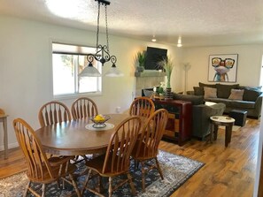 Interior - Newly Remodeled Sports Village 2 bedroom 2 bath condo (St. George)