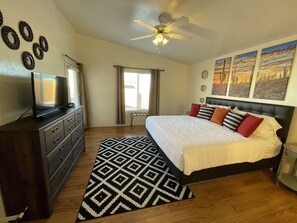 3 bedrooms, iron/ironing board, WiFi, bed sheets