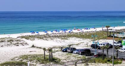 Clean, Comfortable and Cozy . Awesome view of the Gulf of Mexico #5G