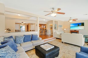 スマートテレビ、暖炉