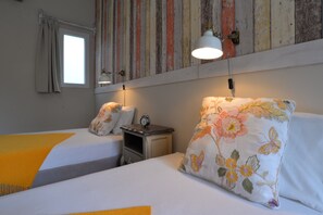 1 makuuhuone, tallelokero huoneessa, Wi-Fi, vuodevaatteet