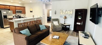 Lakefront Resort Townhome with Swimming Pool and Boat Slips On Site