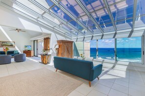 Interior - Puu Poa # 413 Premier Air Conditioned Penthouse Magnificent Ocean View Condo! (Princeville)