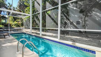 Beheizter Pool