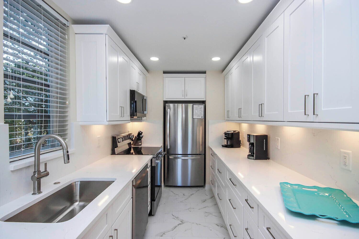 Microwave, coffee/tea maker, toaster, cookware/dishes/utensils