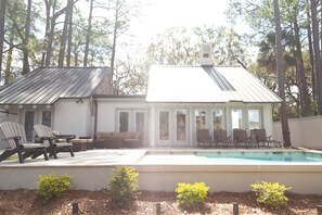 Pool - This gorgeous transitional house has a front view look of the marsh. (Hilton Head Island)