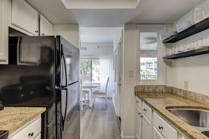 Unclassified image, 3 of 22, button - Pet Friendly Updated 2 BR Shelter Cove Pool & lagoon Bikes & Beach Gear included (Hilton Head Island)