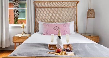 Your Key to Paradise | Southern Shangri-La Suite A