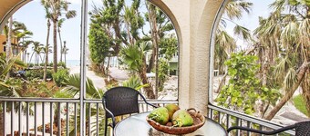 Luxury 5BR Gulf-View Home with Private Pool, Spa & High-Tech Entertainment