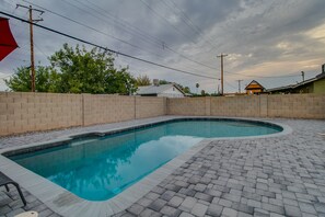 Outdoor pool, a heated pool