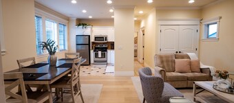 Private Luxury Retreat in Secured Oasis