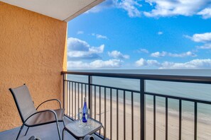Property grounds - Wonderful Oceanfront 1Br Suite (Myrtle Beach)