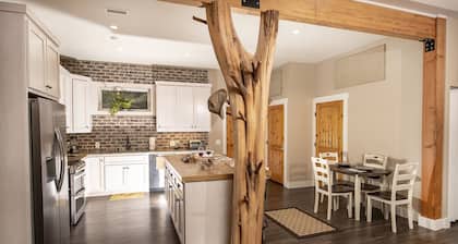 Spectacular Spacious 2 Bdrm Escape près de Clemson