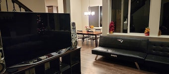 Spacious Home (Ridges Subdivision)