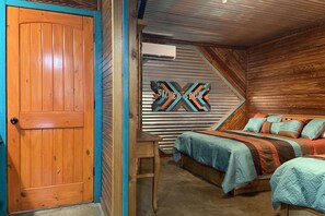 5 bedrooms, iron/ironing board, free WiFi, bed sheets