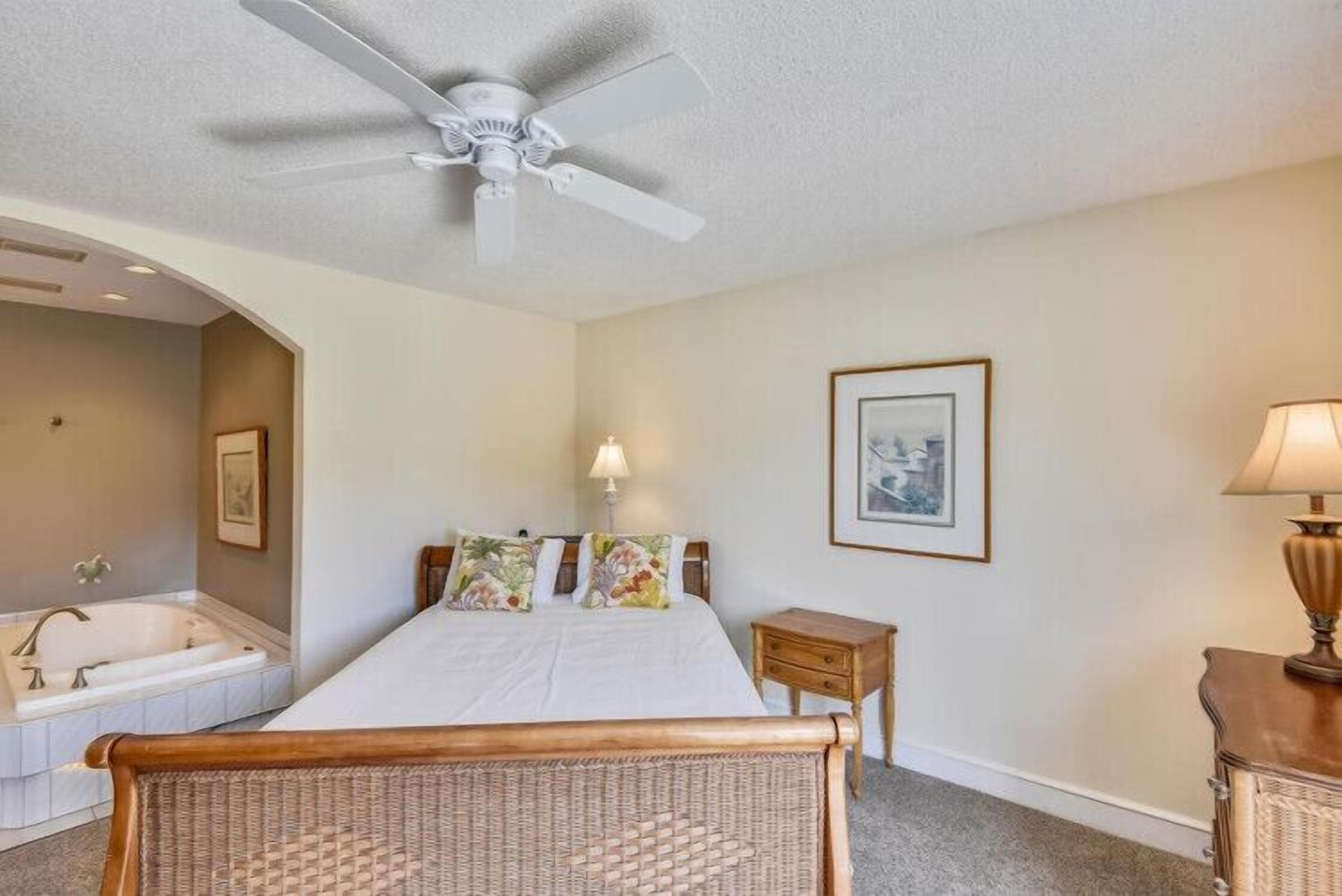 5 bedrooms, iron/ironing board, WiFi (free), bed sheets