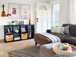 Smart-TV, Bücher, Videothek