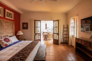 5 عدّة غرف نوم وخزنة داخل الغرفة ومكواة/لوح كي وواي فاي