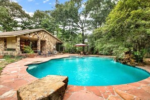 Outdoor pool - 8 acres of fun & relaxation in a beautiful Rock Cottage with a pool and hot tub (Tomball)