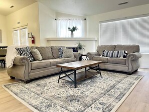 Smart TV, fireplace, offices