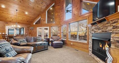 Bottoms Up double deck dock w/ slide, hot tub, near famous 'jumping bridge'