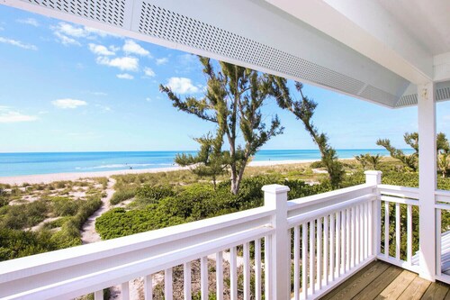 3BR Beachfront Captiva Home with Private Pool & 120’ Gulf Frontage