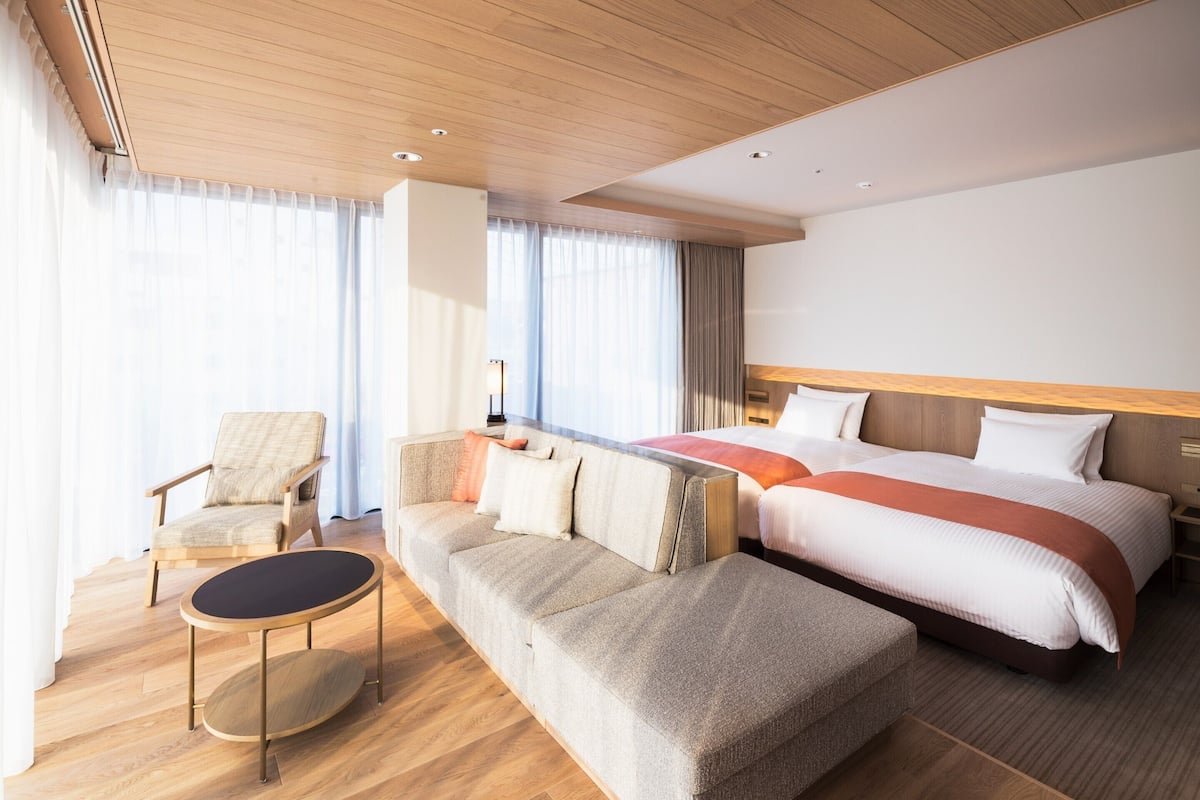 Chambre Premium avec lits jumeaux, non-fumeurs, en angle | Literie de qualité supérieure, coffres-forts dans les chambres, bureau