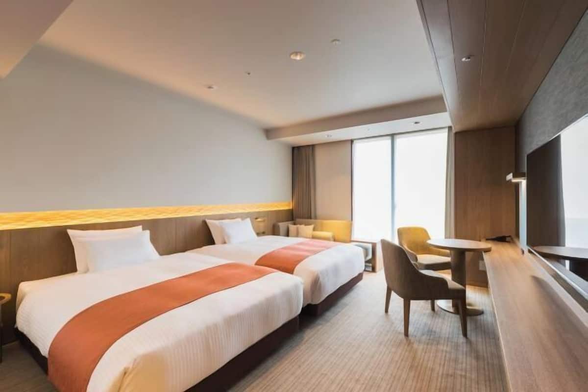 Literie de qualité supérieure, coffres-forts dans les chambres, bureau