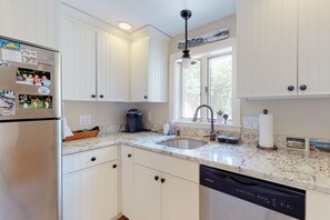 Fridge, microwave, oven, stovetop - Welcoming home on Main St. with screened porch & large yard - 1 dog OK (Cotuit)