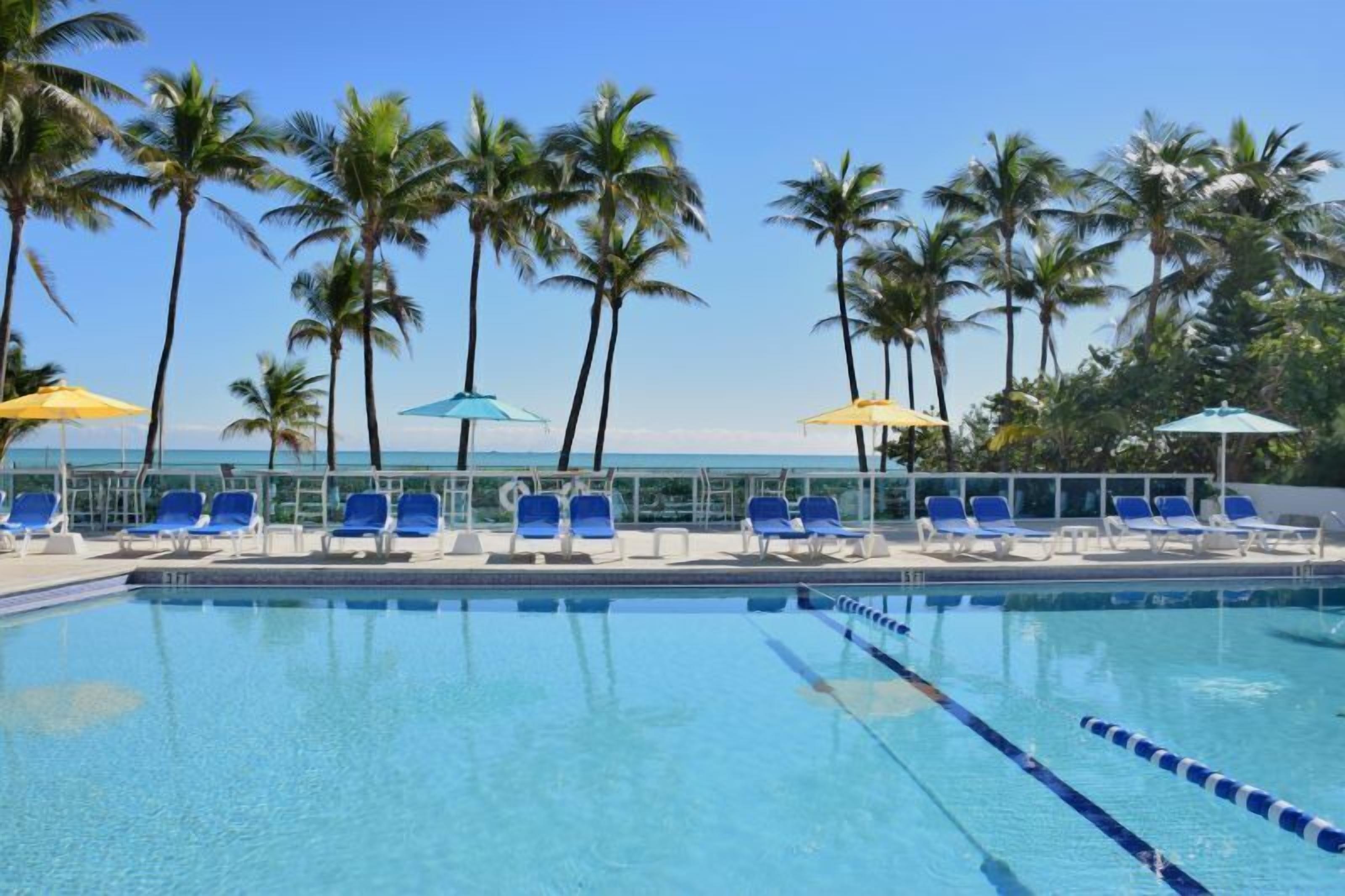 Ultimate Beach Getaway! Outdoor Pool, Tennis, Close To Art Deco District