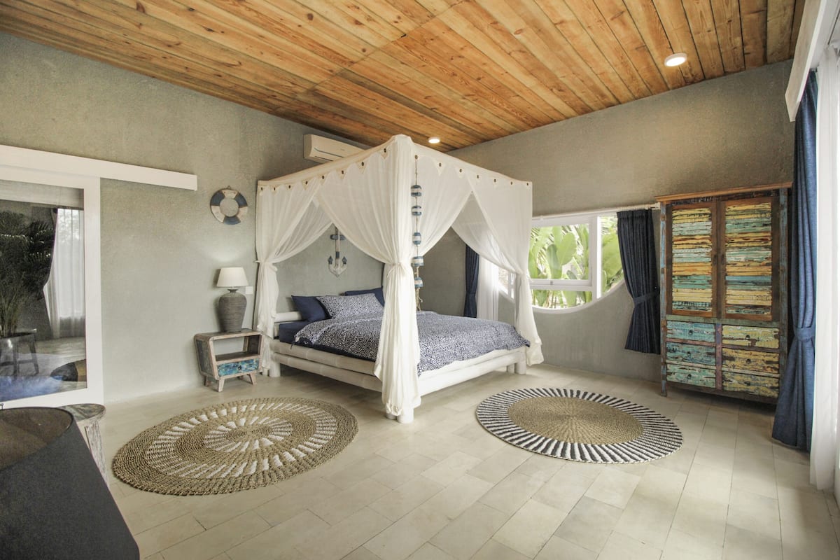 Deluxe Bungalow, Pool View