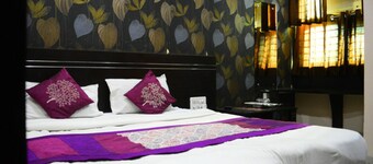Hotel Shri Niwas