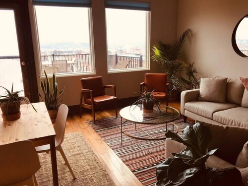 Amazing views in OTR w/lots of parking & backyard!
