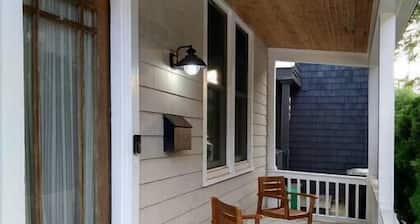Amazing views in OTR w/lots of parking & backyard!