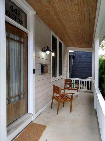 Amazing views in OTR w/lots of parking & backyard!