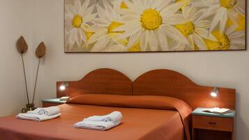 Coffres-forts dans les chambres, Wi-Fi gratuit, draps fournis