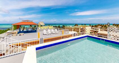 NOUVELLE LISTE! Appartement accueillant à quelques pas de l'océan - marchez partout!