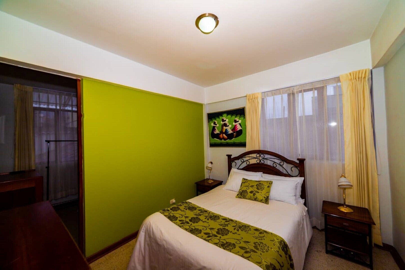 1 bedroom, iron/ironing board, Internet