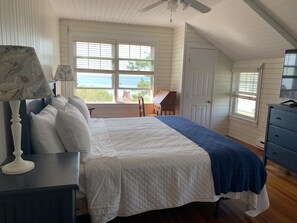 4 makuuhuonetta, silitysrauta/-lauta, vauvan matkasänky, ilmainen Wi-Fi