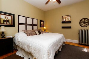 3 عدّة غرف نوم ومكواة/لوح كي وملاءات أسرّة