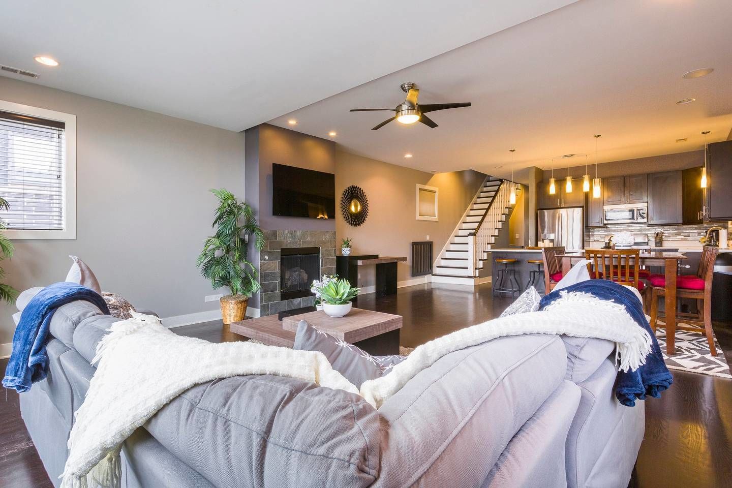 Flat-screen TV, fireplace